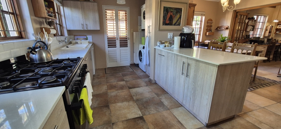 4 Bedroom Property for Sale in Table View Western Cape